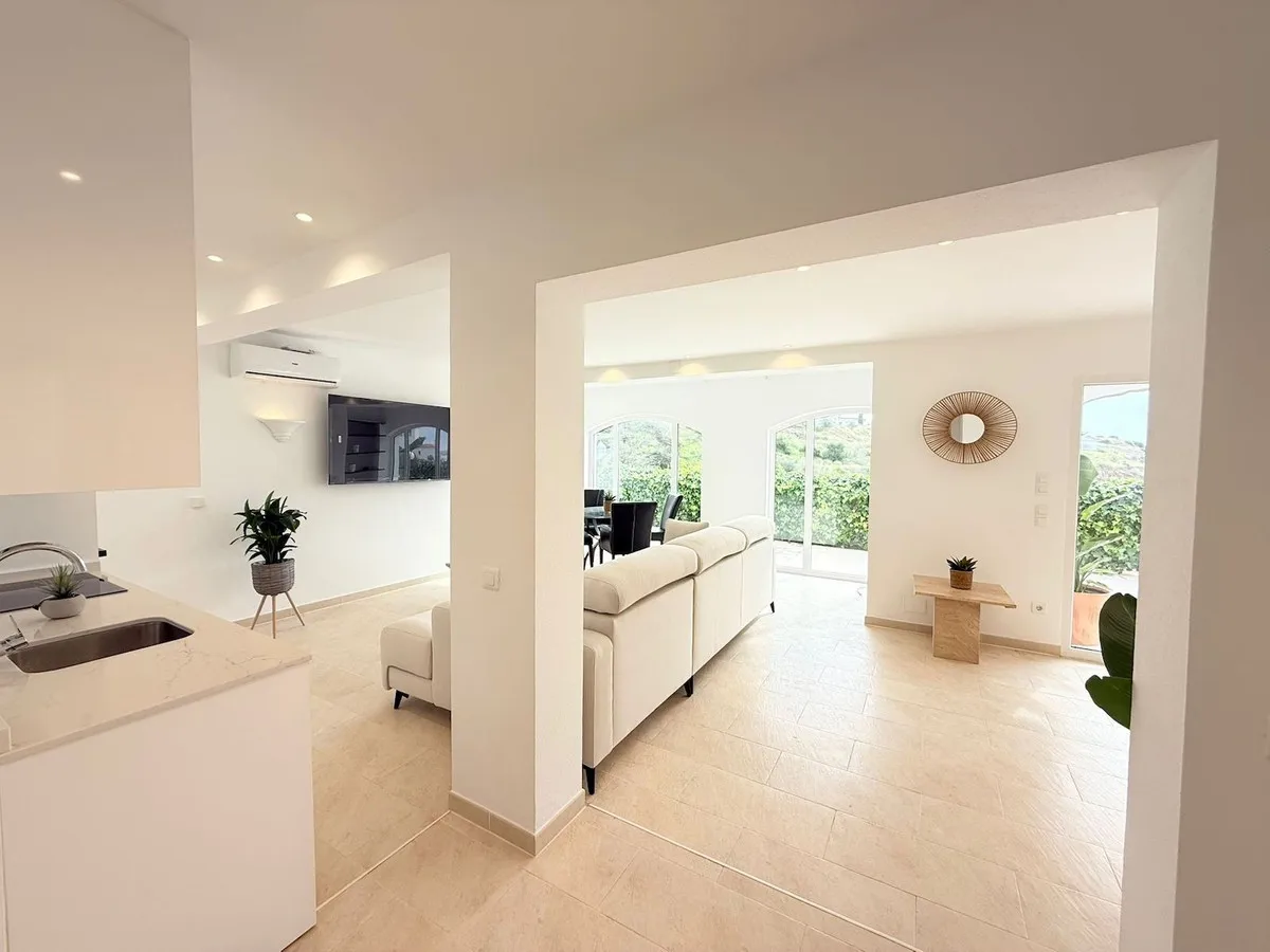 1d042ccb-5b4d-46bb-9566-bc6c7772206f