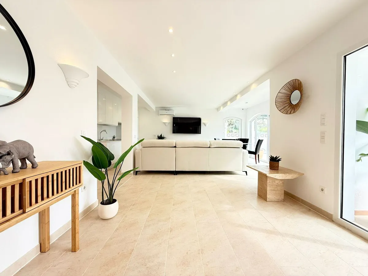 560715d3-d6c6-4b23-adb6-59a17998a309