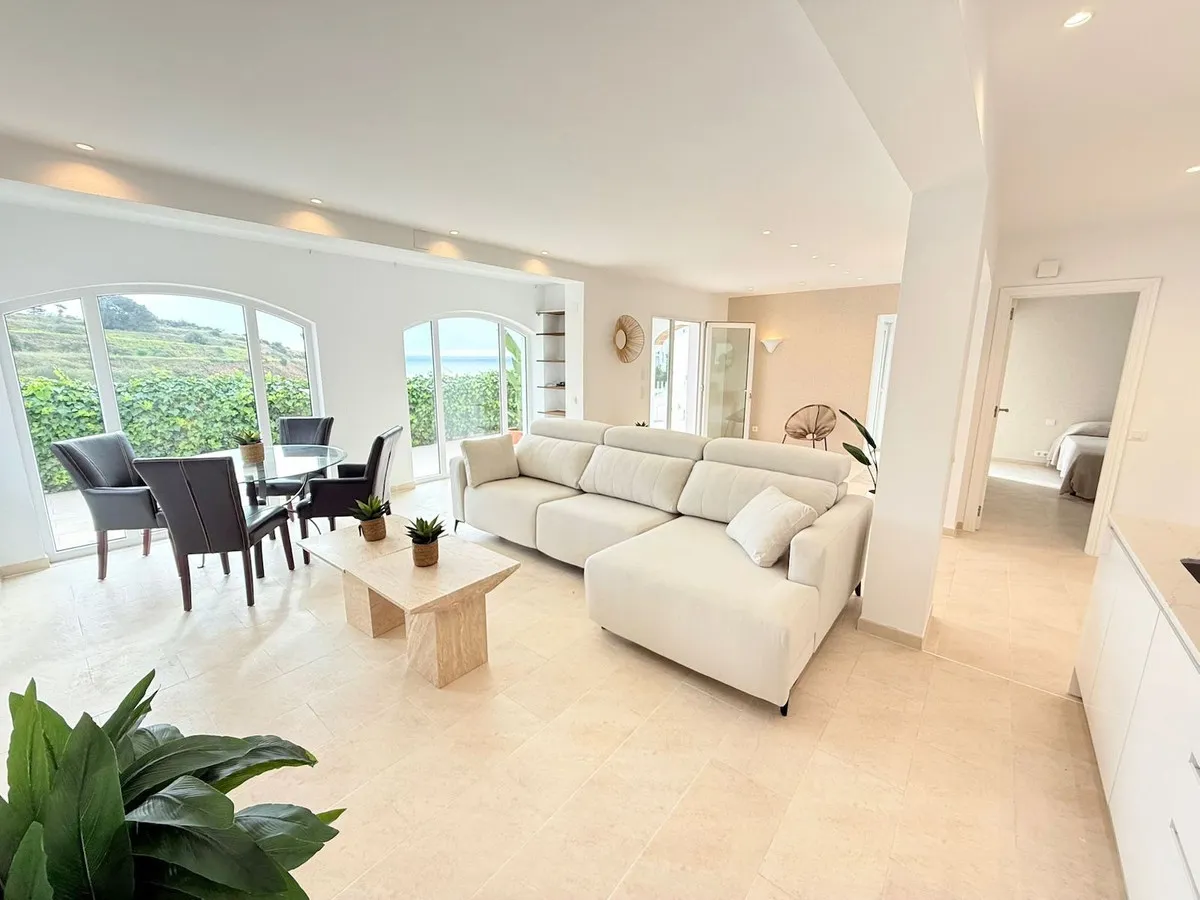 6ebee8c4-7397-47ac-9709-e9c668d2cff8