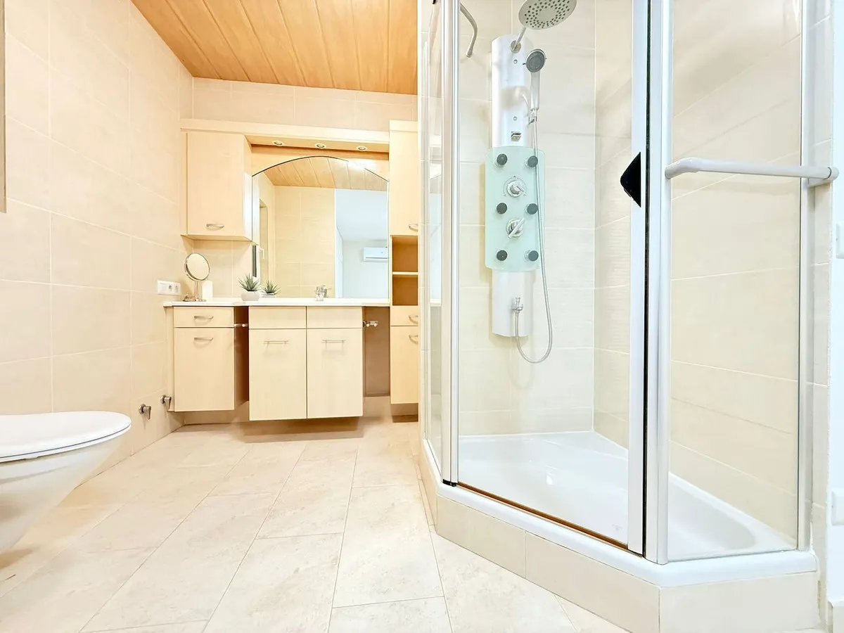 dd1d3ed7-bc01-47c8-8f99-500853b8b782