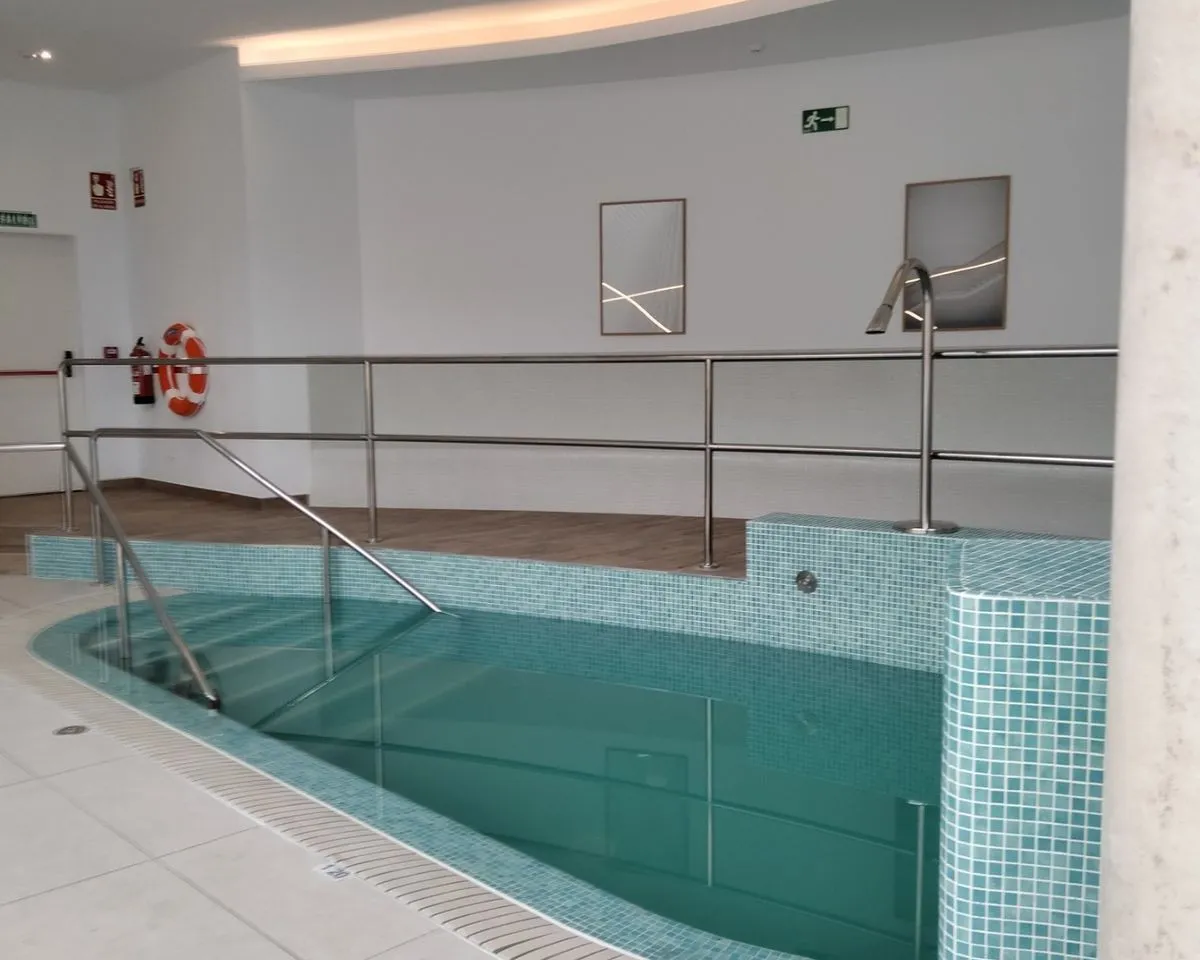 81bfc033-baaf-484a-8c61-d3e30a37fd11