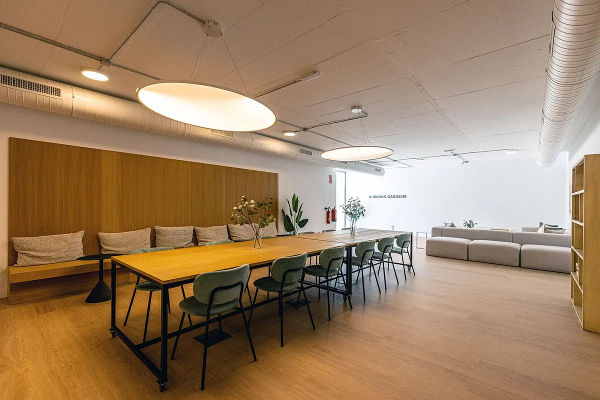 c49503dc-53bd-4c0e-b26f-5e035165970e