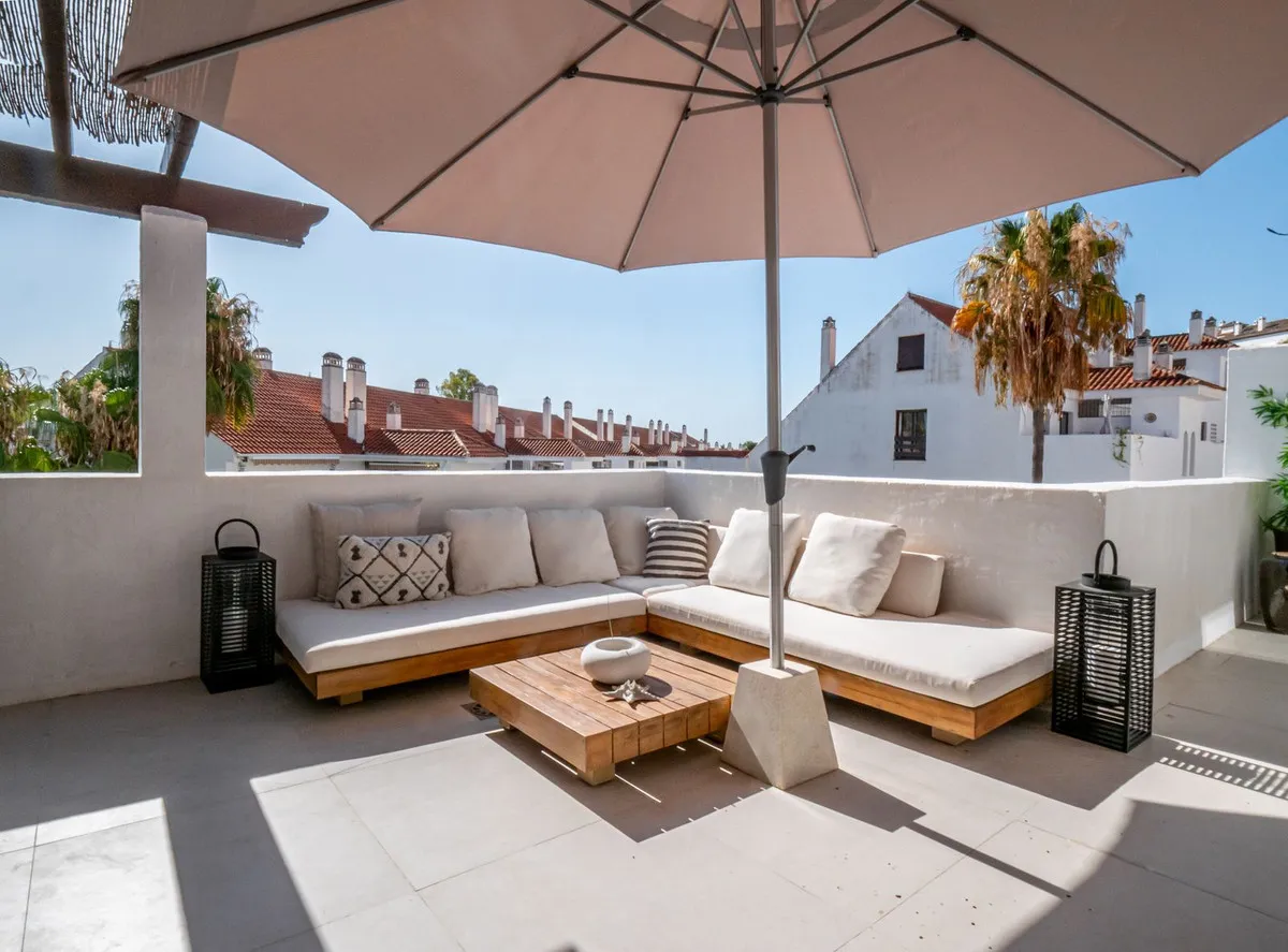 13501334-58f1-4a05-bc0f-97927c3b9265