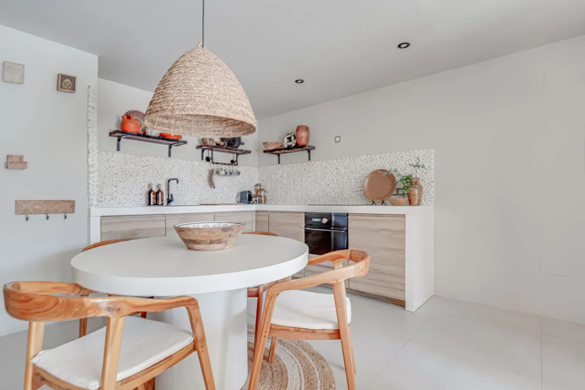 8bb1ec9a-264d-4b82-9311-a85c1799bcc6