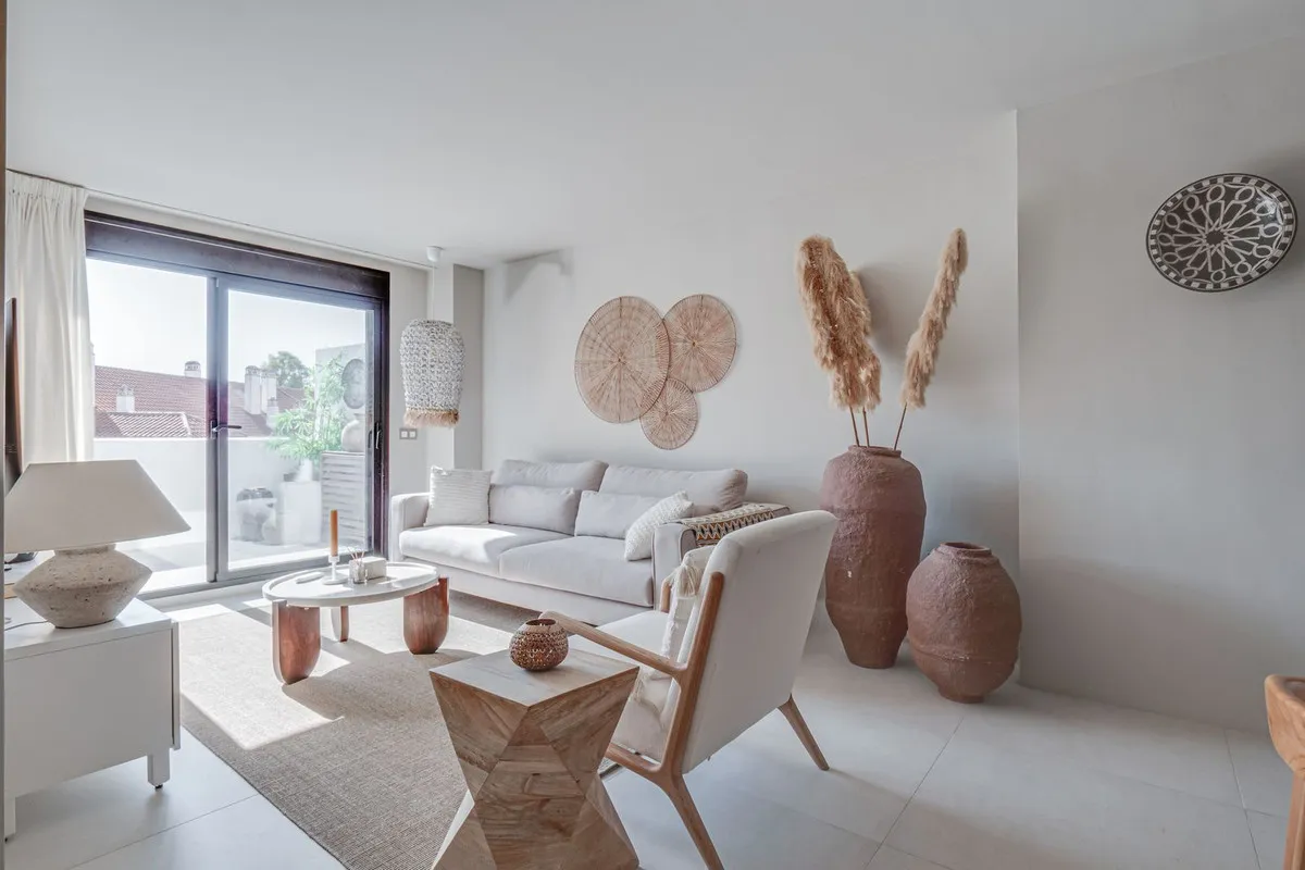 a54bf478-d192-4325-8550-200f6a76f443