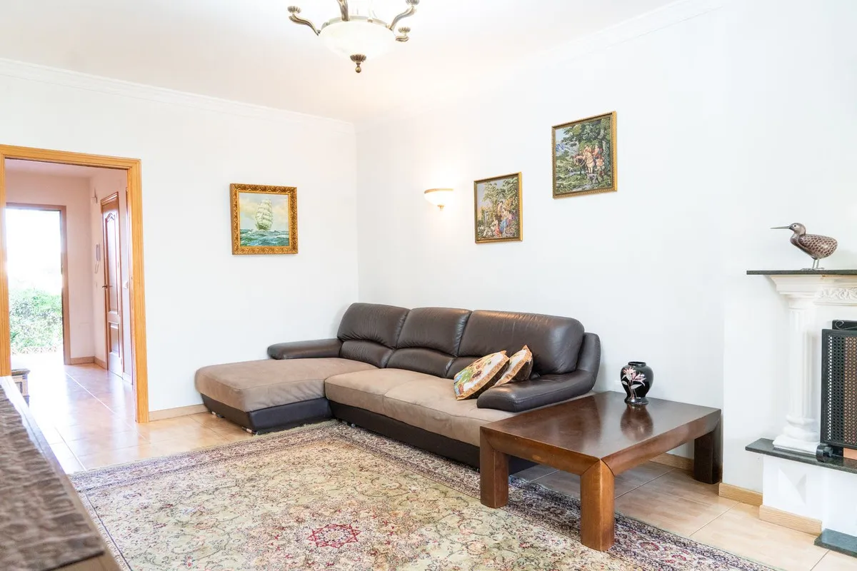 c5e7267b-edd0-4d3c-8f14-0a36a3fcf097