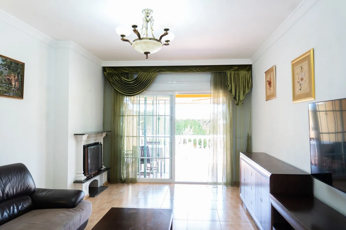 d359d68c-4523-47a5-a9d8-54935993f06e