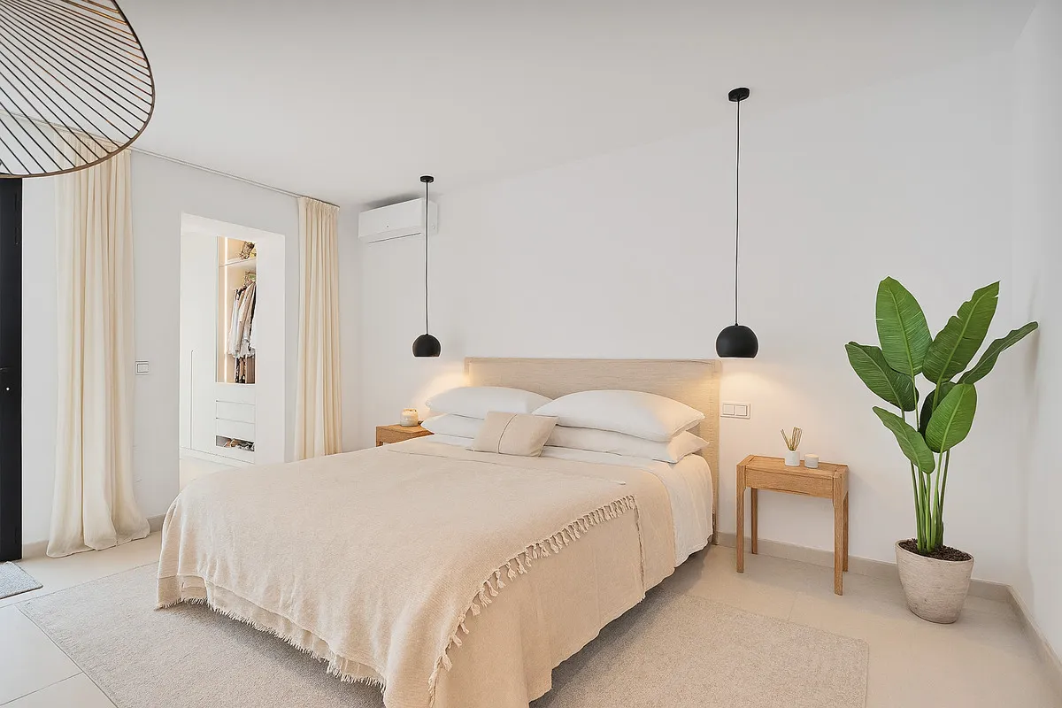 f9793d49-ef1a-4b61-8f86-e5eeff1844e3