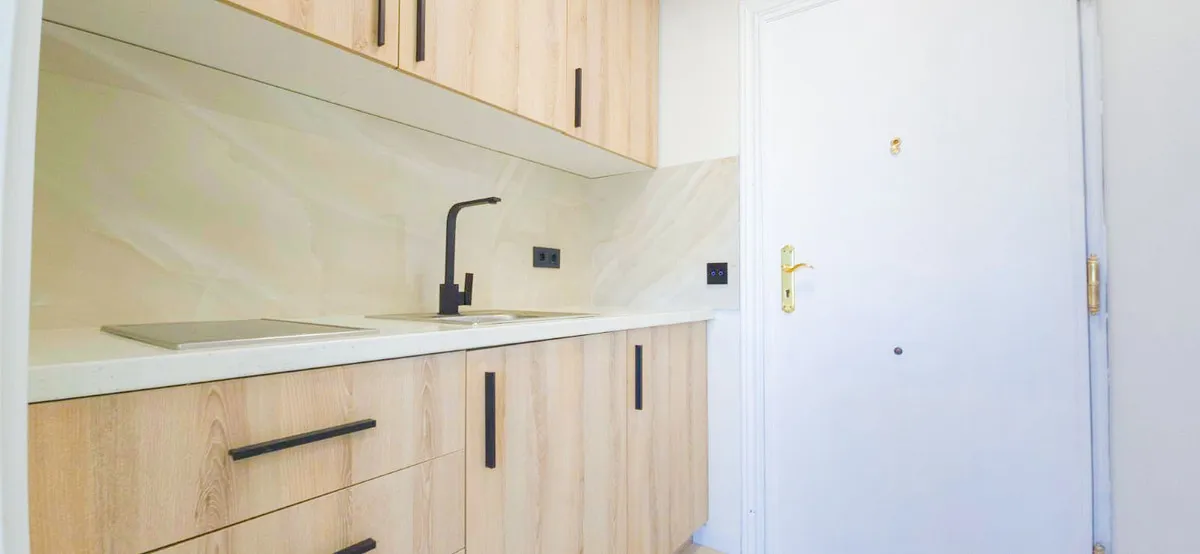 2b363897-d27f-40b5-919b-dc94e30b25ed