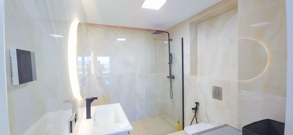 a5994e26-2621-4954-a5b8-b938e76d6bfc