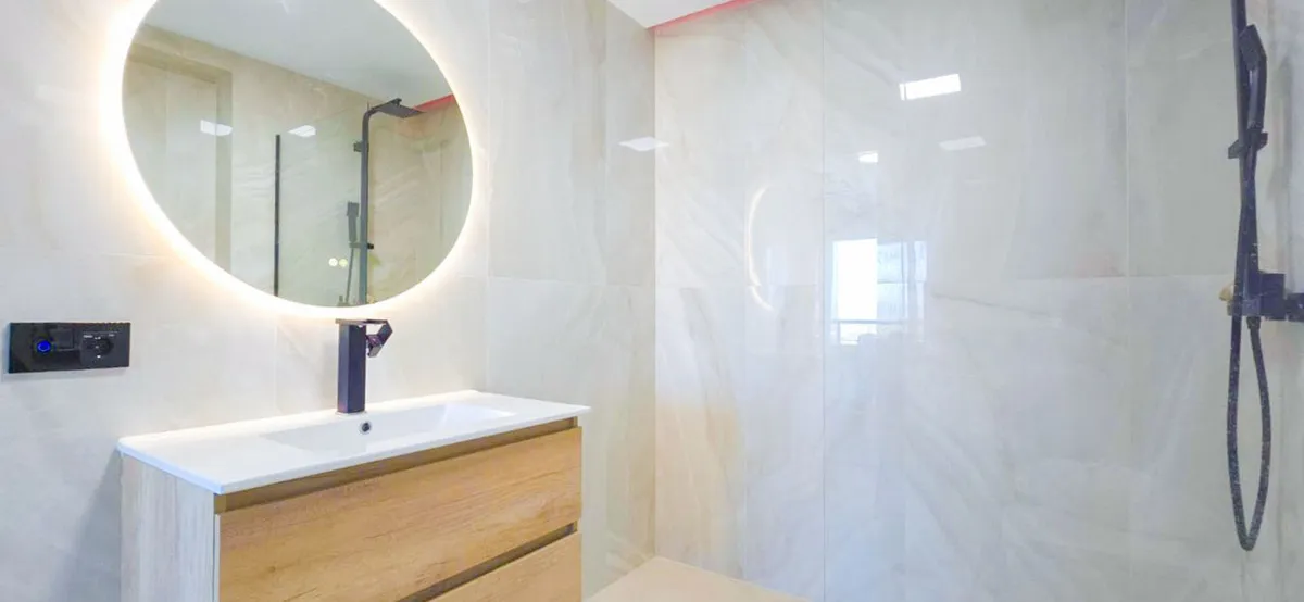 d5ea1253-a404-488c-9c0d-0f405eadf8ce