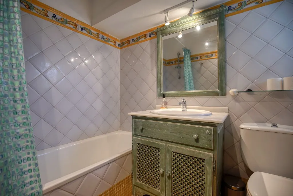 26f92e69-c06b-4132-8cd5-4c7e5a659353