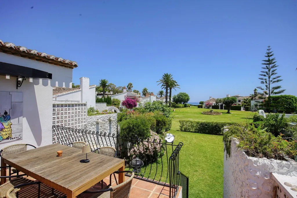 98aa32c3-631a-4712-b0d9-dcfcf3de7396