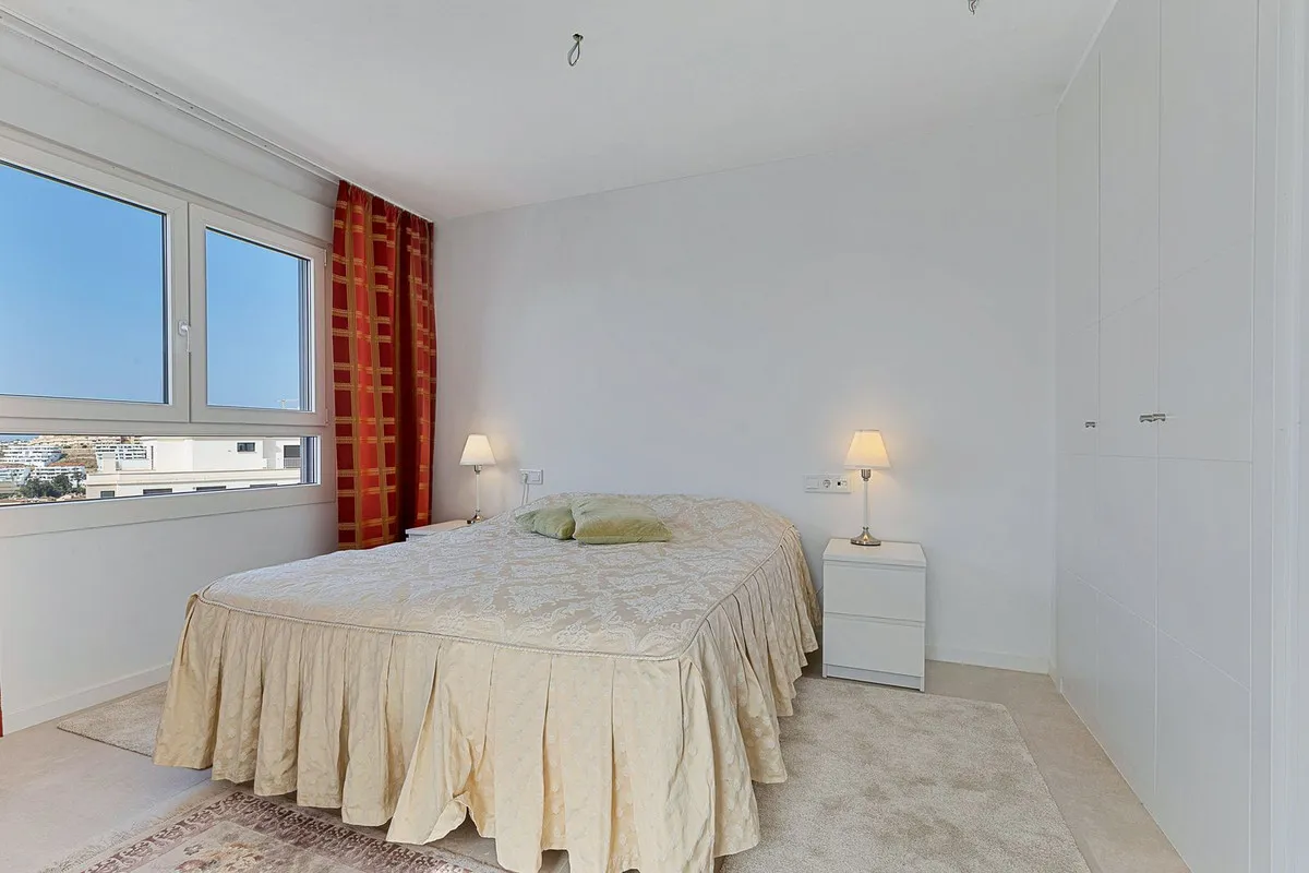 187116b2-9bce-4ce3-b90e-b535aa6af8df