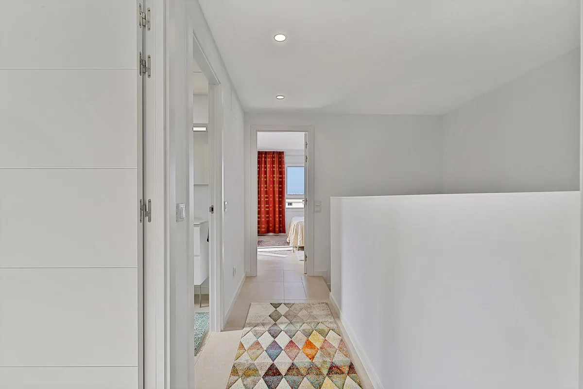 5bf0e62f-6181-40f3-821a-e25f59610d3a