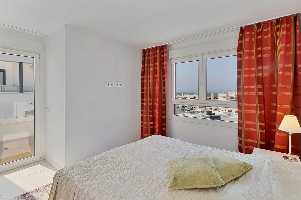 6195f4de-c28d-41b3-bf42-982dd4a3196f