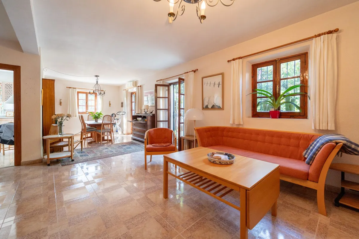 0a94b865-8158-4cf0-a463-d61e11fd5d14