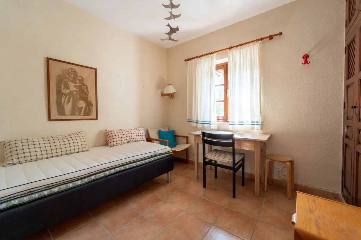 8394213a-c657-4da2-bdb4-f444387b4f6e