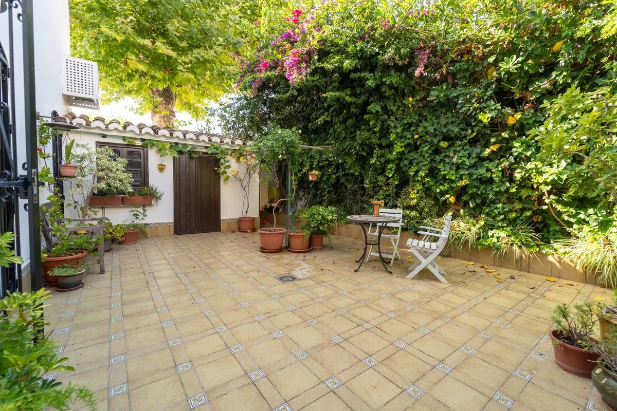 ddae78e5-fa47-43f0-846e-b7c8a41abe39