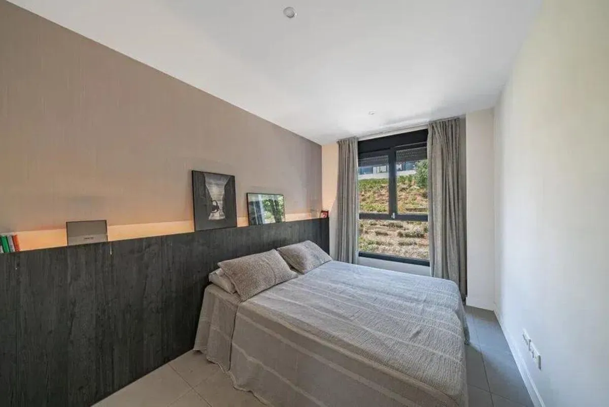 17c7a5ba-1aaa-4bcf-a400-b714637b80cc