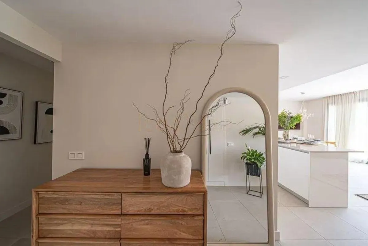 5eeae6ee-cce6-4754-9cf8-edd30b81617c