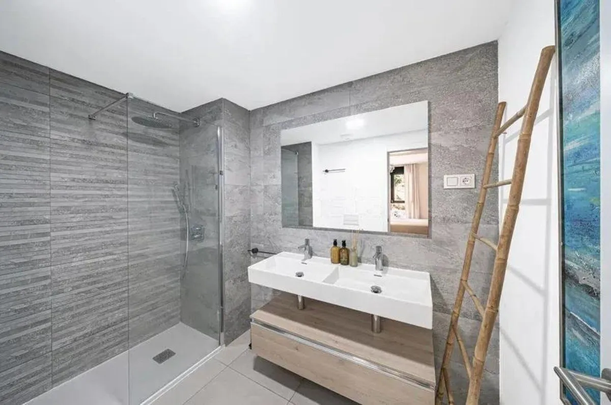 87c145fd-93ca-45a7-9b78-4676c7c34c52