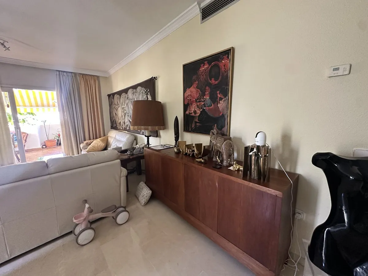 171dd748-6f20-40e0-af12-fb95e8d0312e