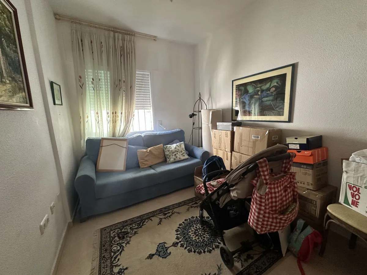 e9e639c1-a300-472b-b8c9-b287f4f0712b