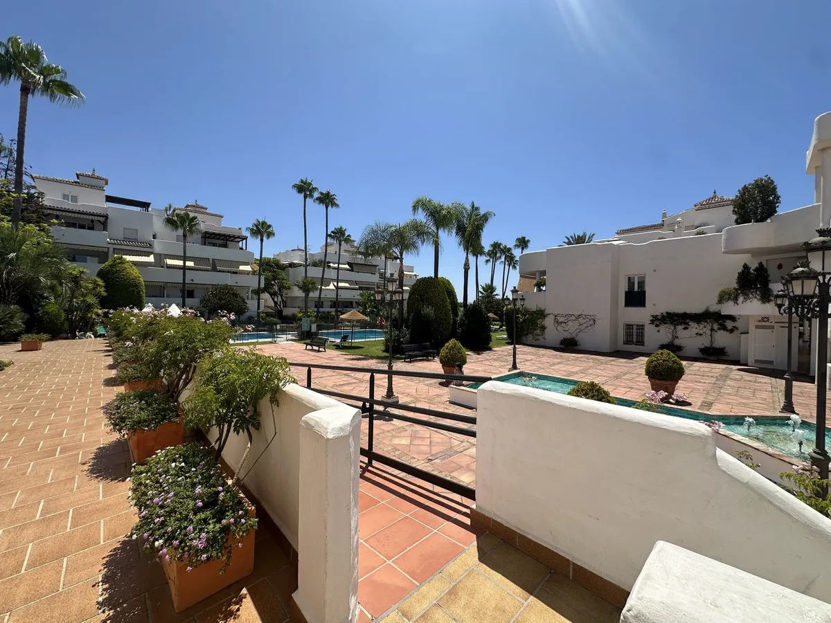 f10f5371-4682-4203-95db-a5f847b84a9a