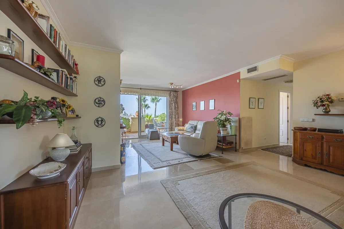 078561b8-7949-4d52-bc71-b9a7d722f384