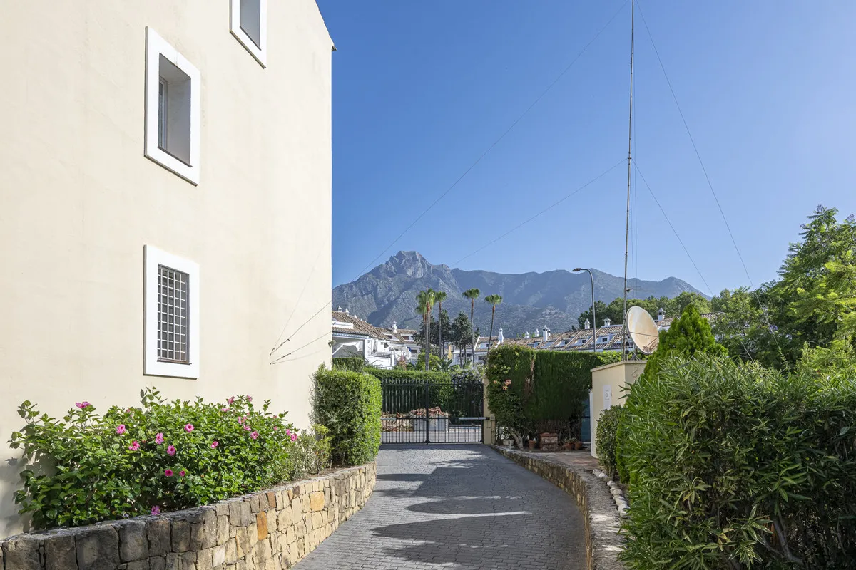 11e61dc8-2a13-43db-af06-f18f70f22bb5