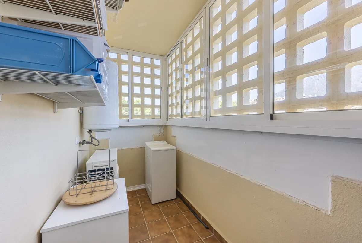 35508298-26c5-406e-85e1-0b3950aadfcc