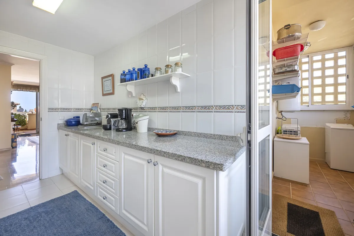 60edb023-3fa6-43dd-9997-a2ed6dc627ff