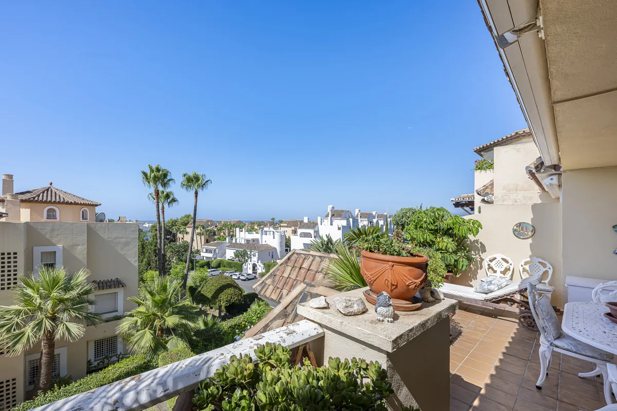 8073cb36-2fdb-4e71-aca5-40e7d6ce442a