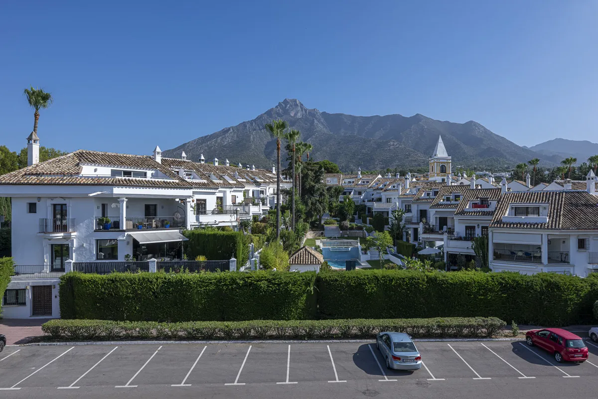 83eb54d9-94d1-4d1c-8353-347c7d474050