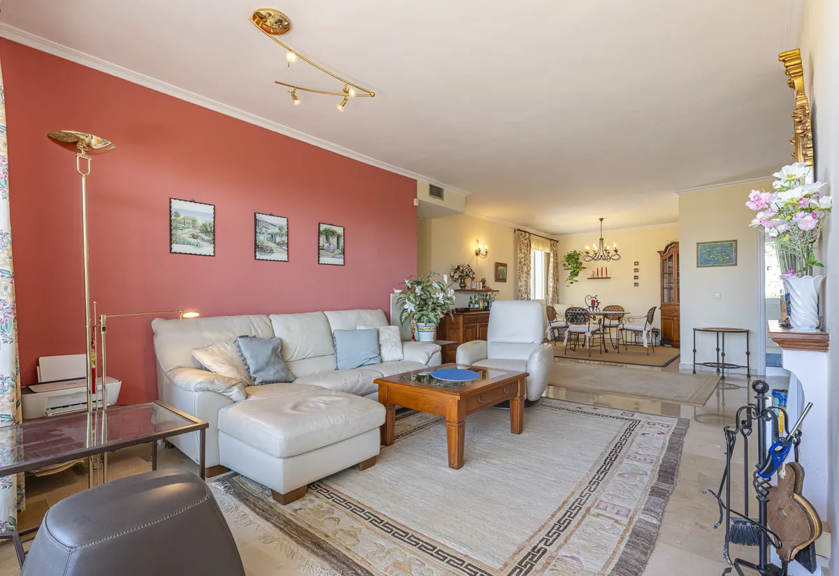 ba5bf9d9-a699-4d23-9fb5-8c4b90dd0cb0