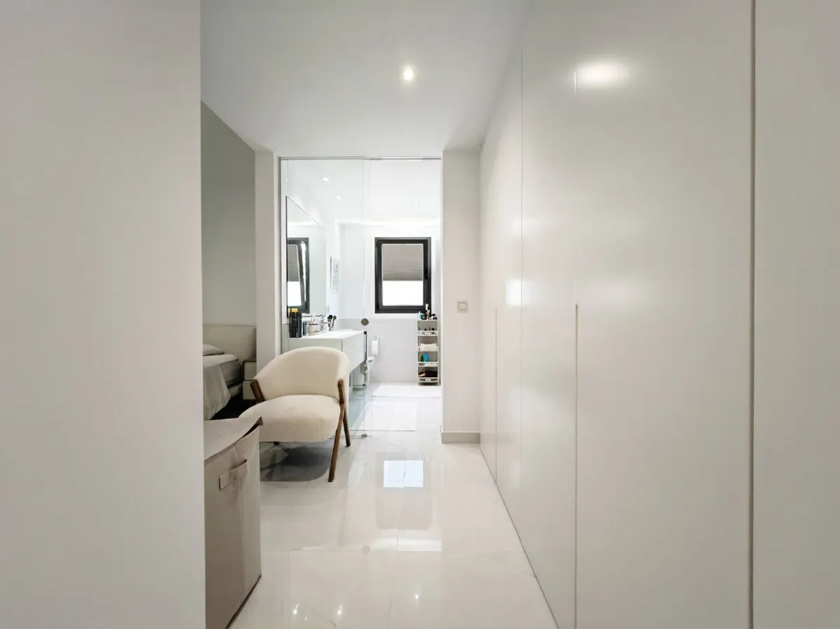 b2e28f47-0064-4943-a520-7626b21708fc