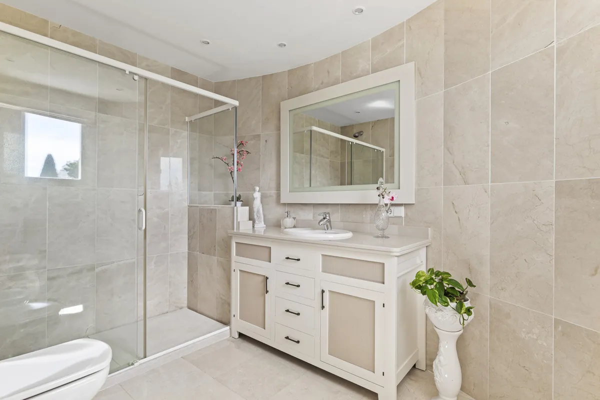 1590760f-81c4-4316-a05e-b466f1f08640