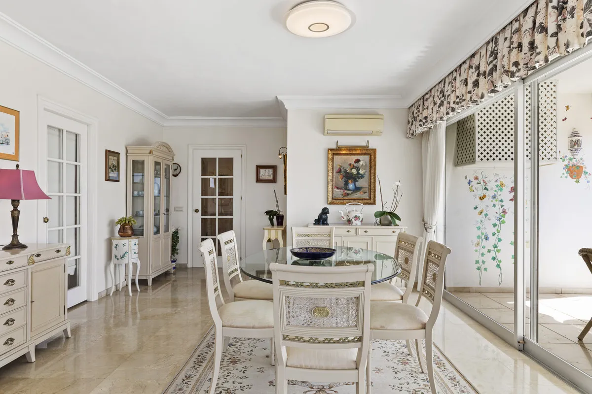 98c55e06-53fc-4c74-8be7-df9b2fd15c0b