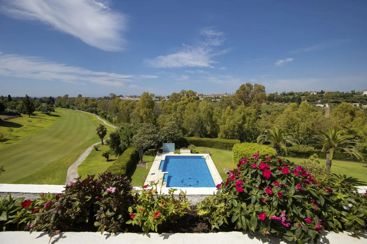 dbe0ecbe-6bd0-488a-b511-f417a4513336