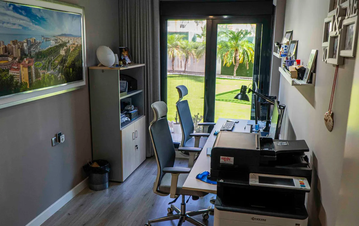 296c87c3-d185-4f39-b411-ab69ca583f5b