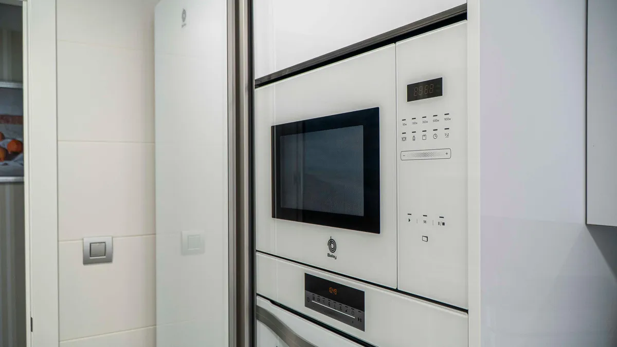 39ca8b04-2a77-473a-966c-1adba79d75c5