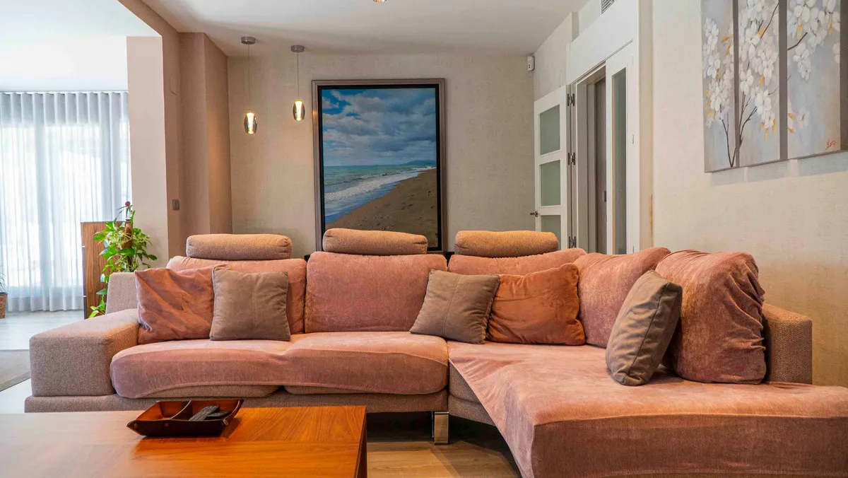 69b9c1d0-5a2d-40e5-bb00-fc5bfab84879