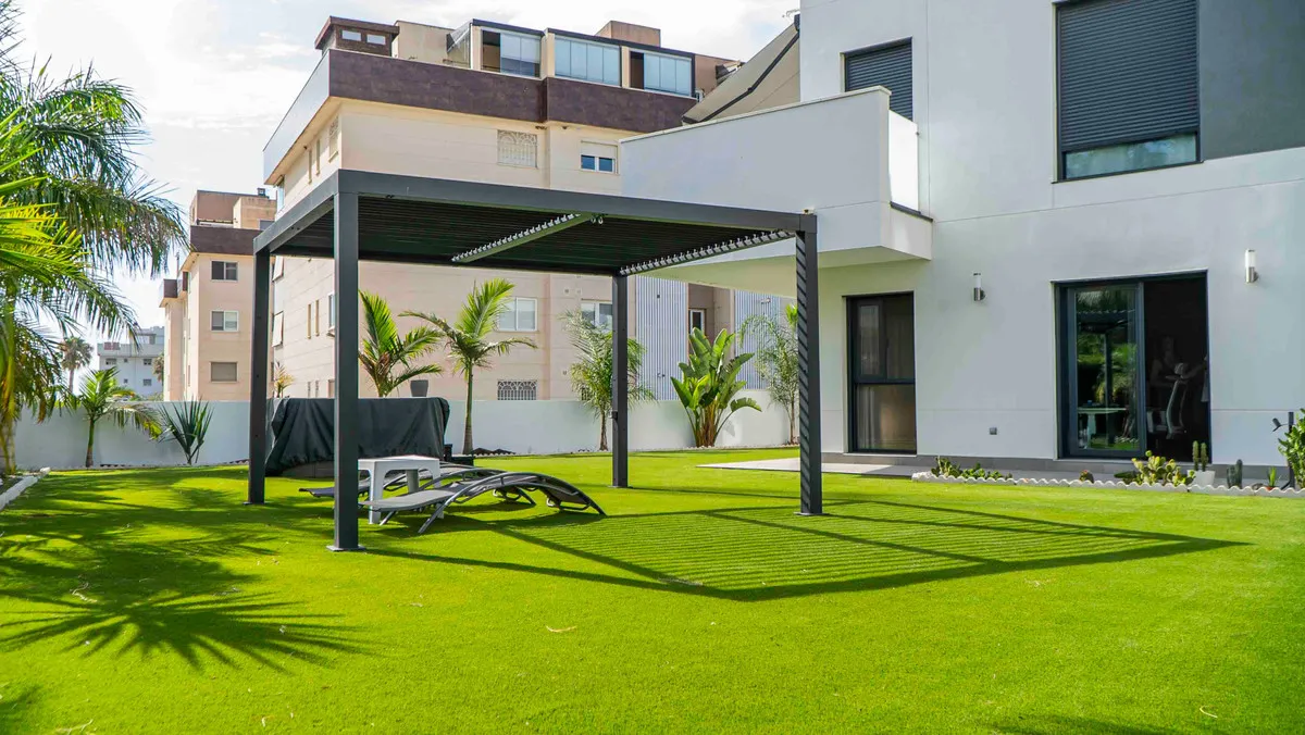 bd70dc87-c8ef-47a1-bdbe-5e974b3fa857