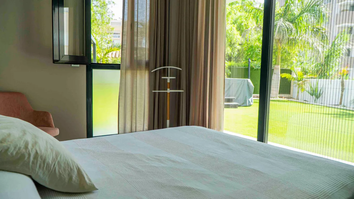 c65a695d-6772-4de2-ad11-067f63540d46