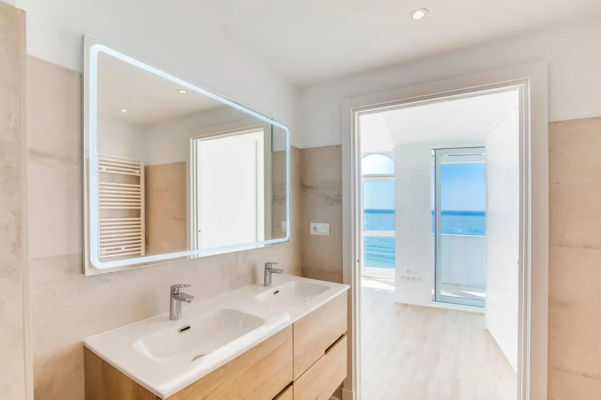 809b7470-130e-4934-8fbf-e8a1367097f0