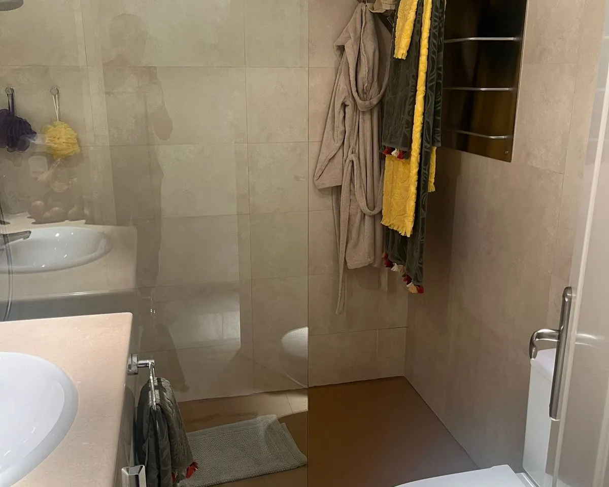 ef335610-6330-470d-92e2-de2d92778840