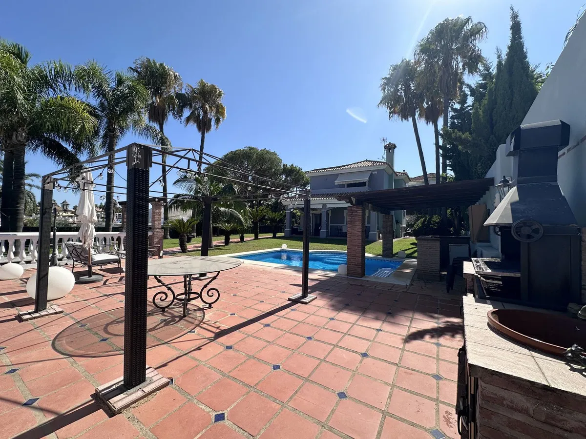 7e25fd33-90e1-4ffe-b83b-4678b2fefc68