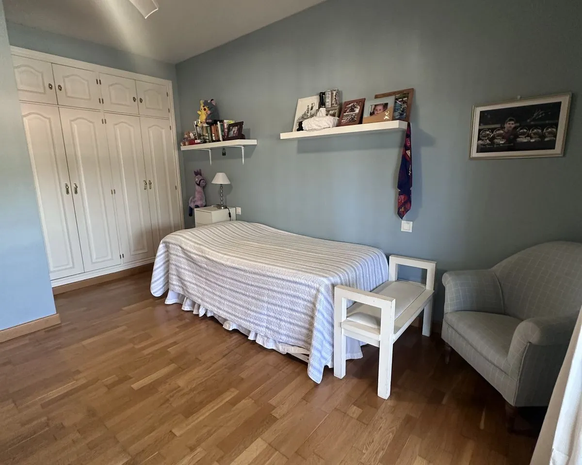 dfbb205c-3086-4d85-bb06-3fa5e5184cb9