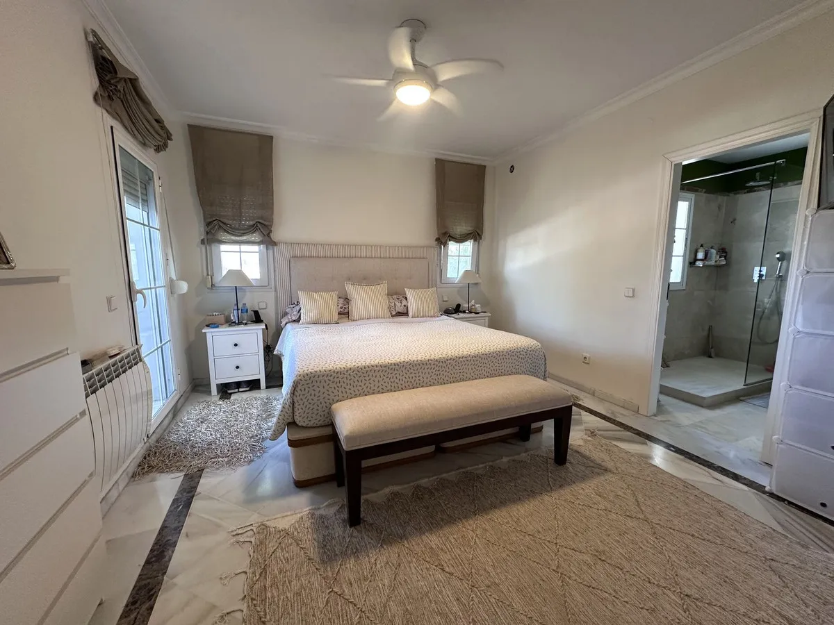 ea37da80-c786-43f6-8ca0-93d1589c20c9